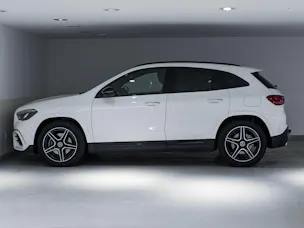 Mercedes-Benz GLA 220 d 4MATIC "Swiss Star"