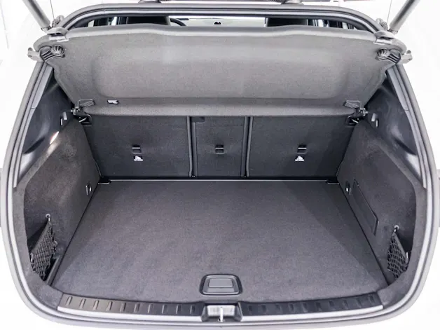 Mercedes-Benz GLA 220 d 4MATIC "Swiss Star"