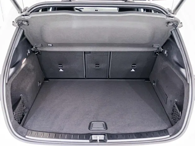 Mercedes-Benz GLA 220 d 4MATIC "Swiss Star"