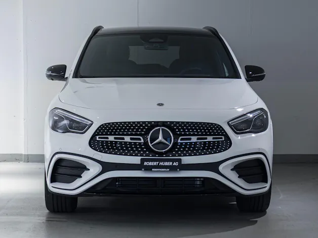Mercedes-Benz GLA 220 d 4MATIC "Swiss Star"