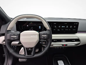 https://vehicle.imgix.net/4401128/6356b4a9-f85d-4b36-b99d-b72b93f31a33.jpg