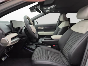 https://vehicle.imgix.net/4401132/573d047e-77c7-4185-91c6-084929697ee5.jpg