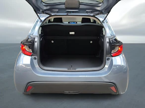 https://vehicle.imgix.net/4401143/c77938f4-dbfc-49e1-994e-cde09c14e85a.jpg
