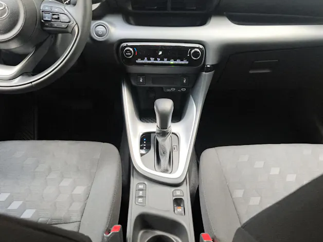 Toyota Yaris 1.5 VVT-i HSD Comfort