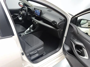 image du véhicule TOYOTA Yaris 1.5 VVT-i HSD Comfort