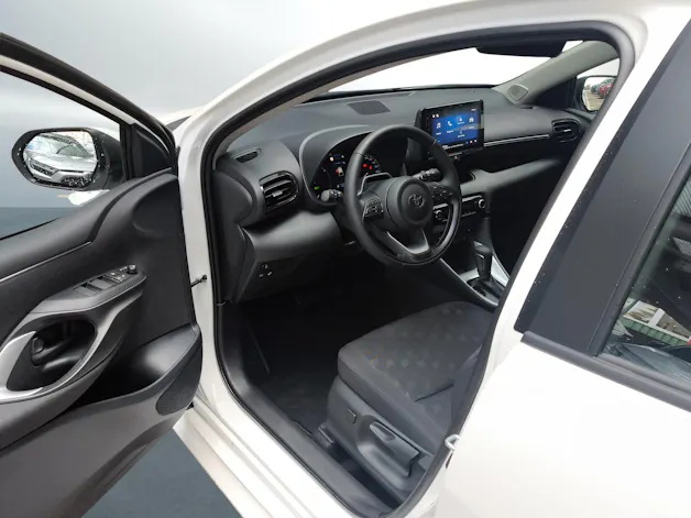 Toyota Yaris 1.5 VVT-i HSD Comfort