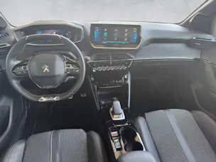 PEUGEOT 208 e-GT