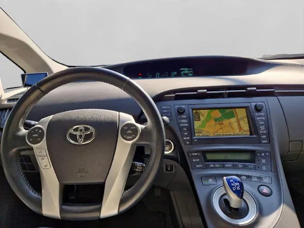 Toyota Prius 1.8 VVTi HSD Sol 42309/006