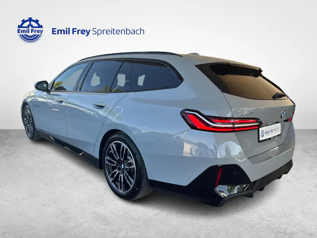 BMW 520d xDrive Touring / Jetzt mit attraktivem 1.99% Leasing