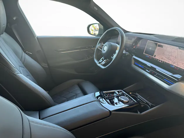 BMW 520d xDrive Touring / Jetzt mit attraktivem 1.99% Leasing