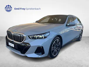 BMW 520d xDrive Touring / Jetzt mit attraktivem 1.99% Leasing