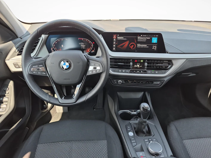 Fahrzeugbild BMW 1 SERIES