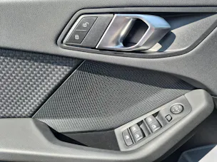 BMW 118i / ab 3,99% Leasing bei Abschluss einer Protect Autoversicherung
