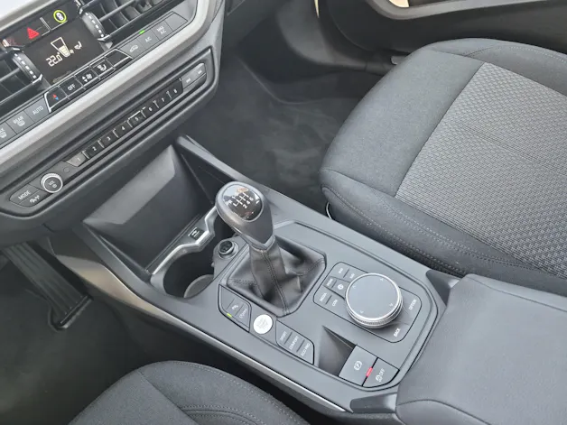 BMW 118i / ab 3,99% Leasing bei Abschluss einer Protect Autoversicherung