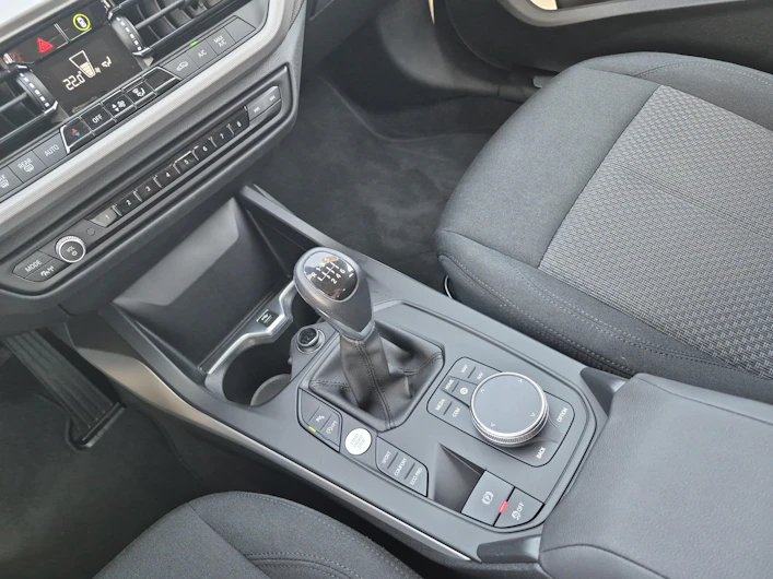 Fahrzeugbild BMW 1 SERIES