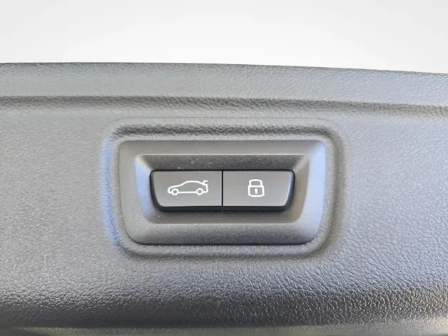 BMW 320d xDrive Touring / ab 3,99% Leasing bei Abschluss einer Protect Autoversicherung