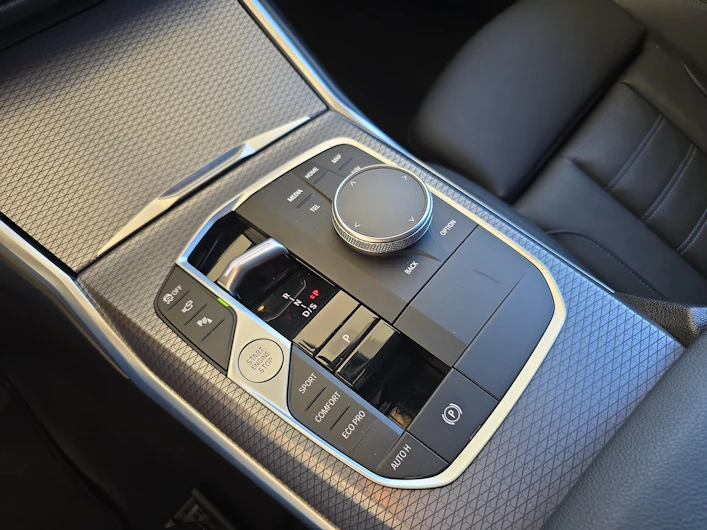 image du véhicule BMW 3 SERIES