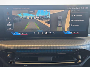 https://vehicle.imgix.net/4401201/e0937fd2-8562-4de9-adb6-e539e51e4f3d.jpg