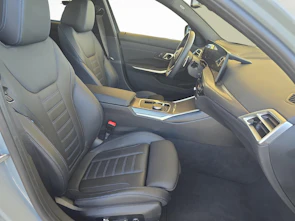 image du véhicule BMW 320d xDrive Touring / ab 3,99% Leasing bei Abschluss einer Protect Autoversicherung