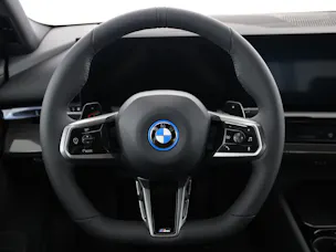 BMW 550e xDrive