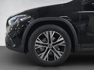 Mercedes-Benz GLA 200 Night Star Progressive