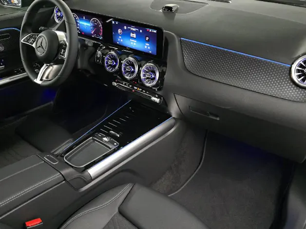 Mercedes-Benz GLA 200 Night Star Progressive