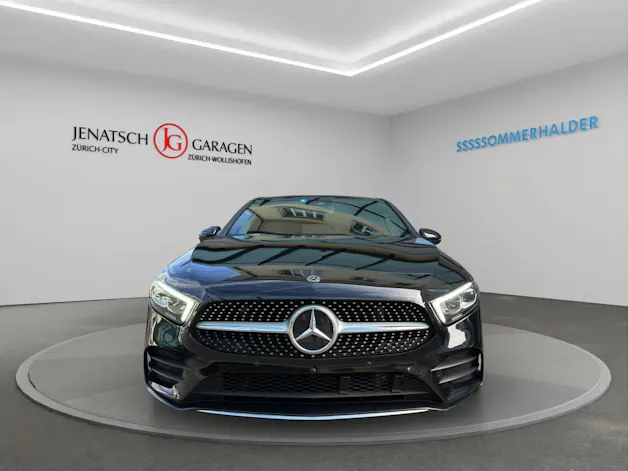 MERCEDES-BENZ A 200 AMG Line