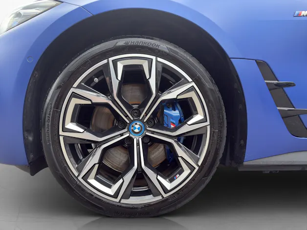 BMW i4 M50
