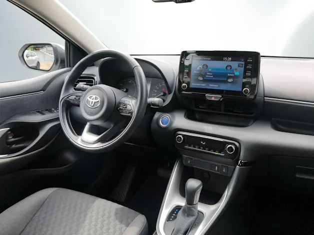 Toyota Yaris 1.5 VVT-i HSD Trend