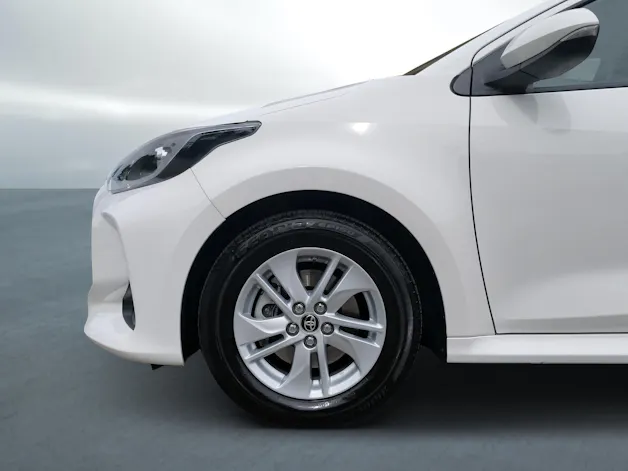Toyota Yaris 1.5 VVT-i HSD Trend