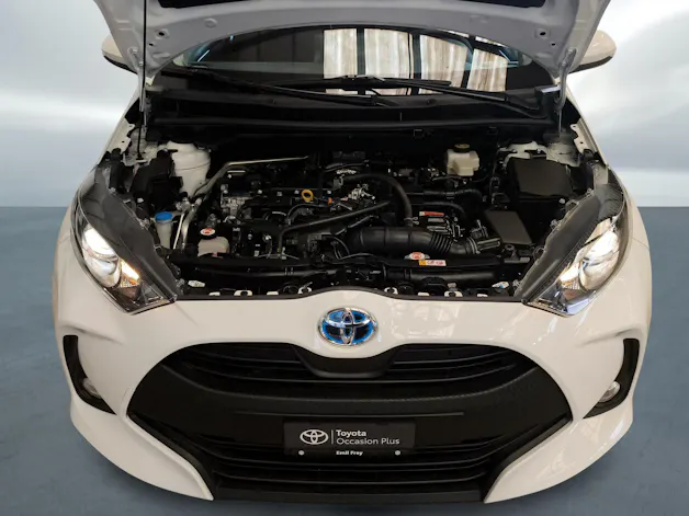 Toyota Yaris 1.5 VVT-i HSD Trend