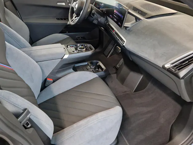 BMW iX xDrive60