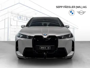 BMW iX xDrive60