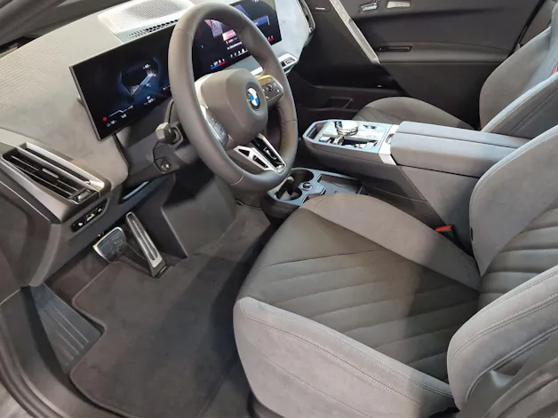 BMW iX xDrive60