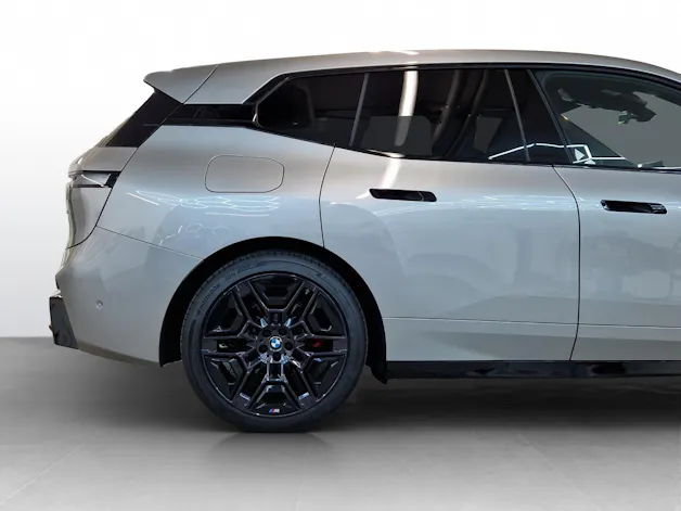 BMW iX xDrive60