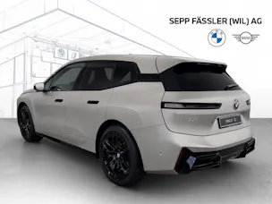 BMW iX xDrive60