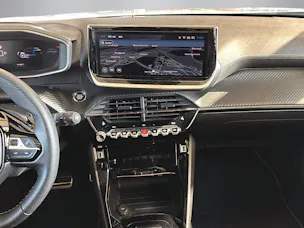 PEUGEOT 2008 1.2 Hybrid 145 GT