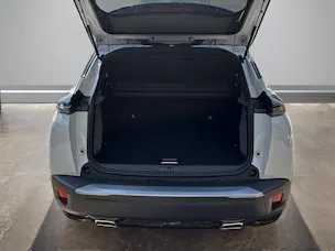 PEUGEOT 2008 1.2 Hybrid 145 GT