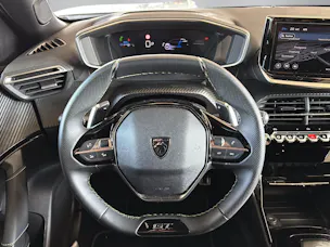 PEUGEOT 2008 1.2 Hybrid 145 GT