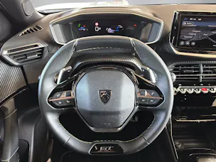 PEUGEOT 2008 1.2 Hybrid 145 GT
