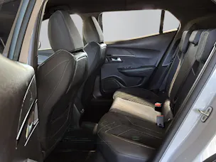 PEUGEOT 2008 1.2 Hybrid 145 GT