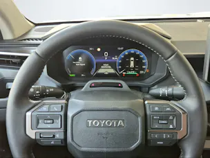 Toyota Hilux Double Cab.-Pick-up 59KWh Comfort