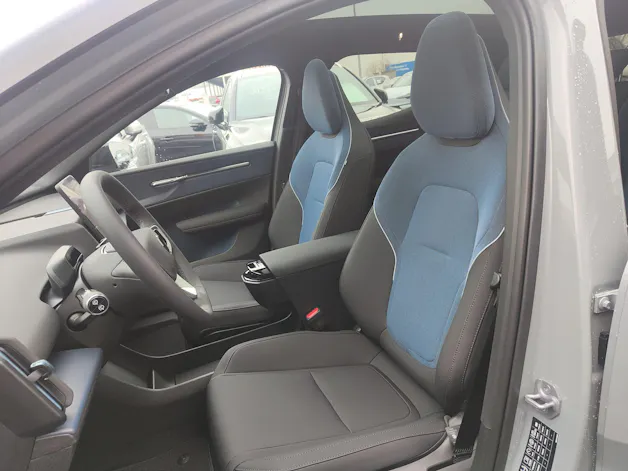 VOLVO EX30 E60 Twin Ultra Performance Sw. Black Ed. AWD