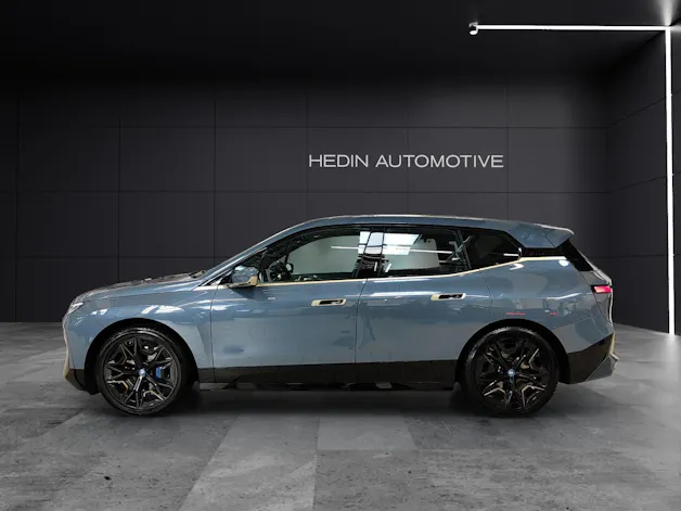 BMW iX xDrive40