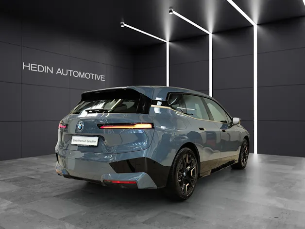 BMW iX xDrive40