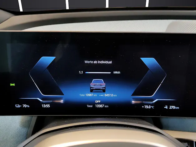 BMW iX xDrive40