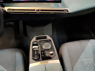 BMW iX xDrive40