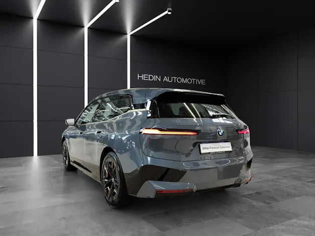 BMW iX xDrive40
