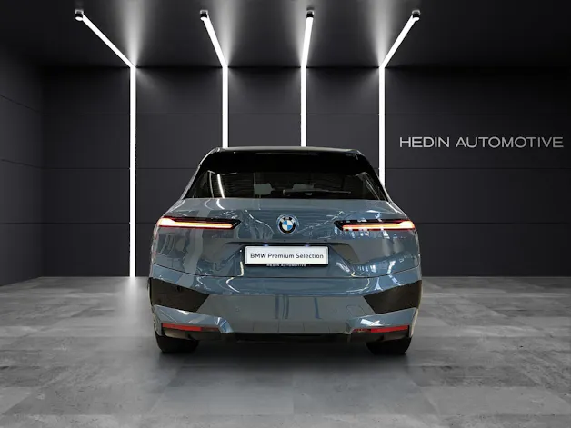 BMW iX xDrive40