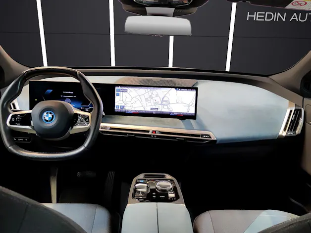 BMW iX xDrive40